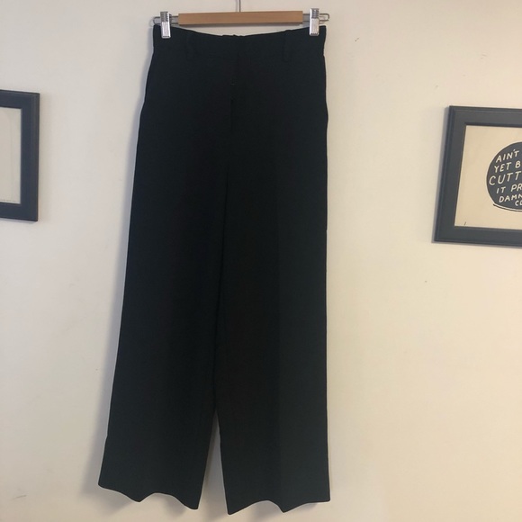 COPY - Aritzia- Wilfred Pants - Picture 1 of 4